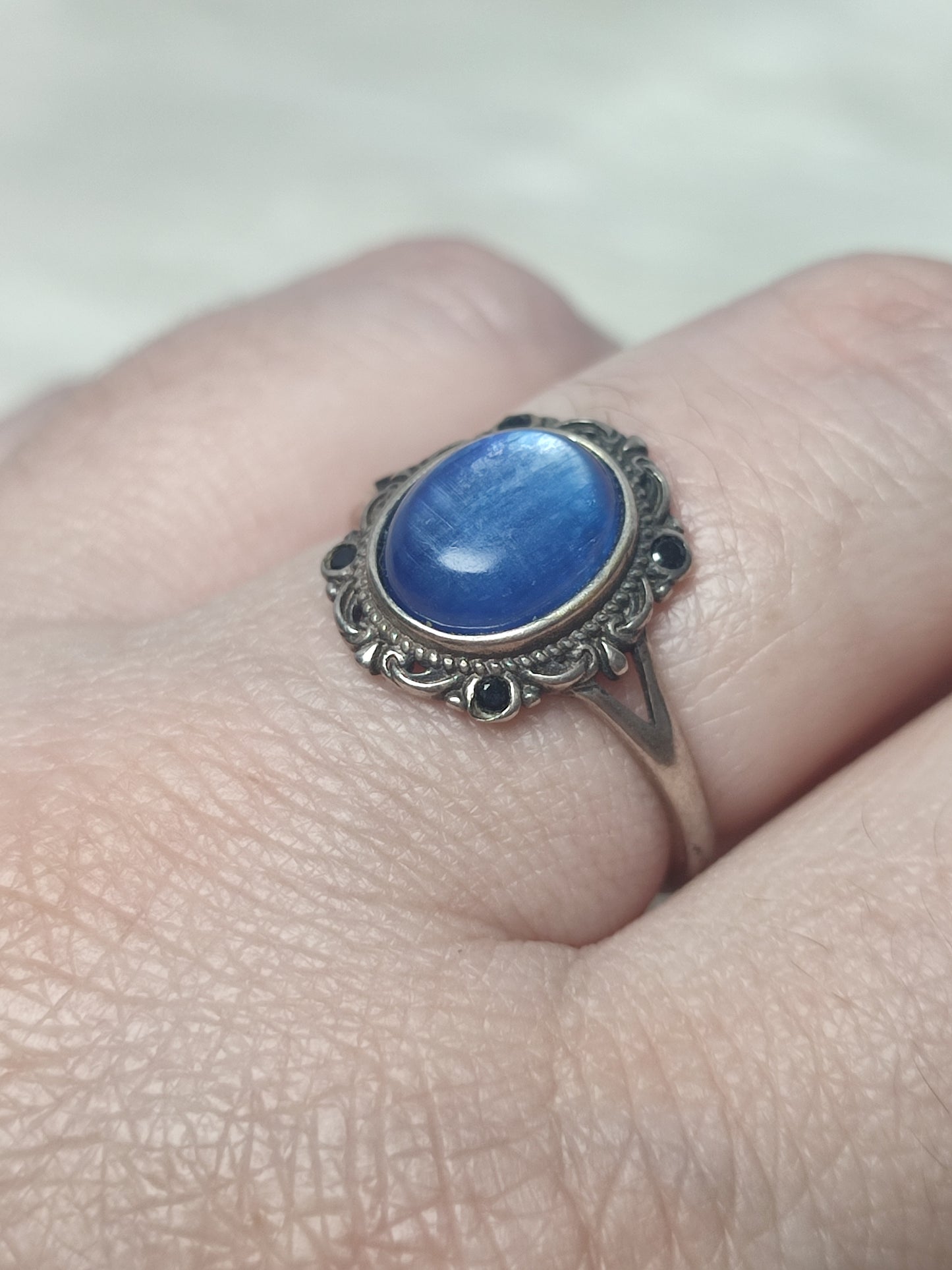 Anillo plata de ley 925 con cianita azul - Mod 10