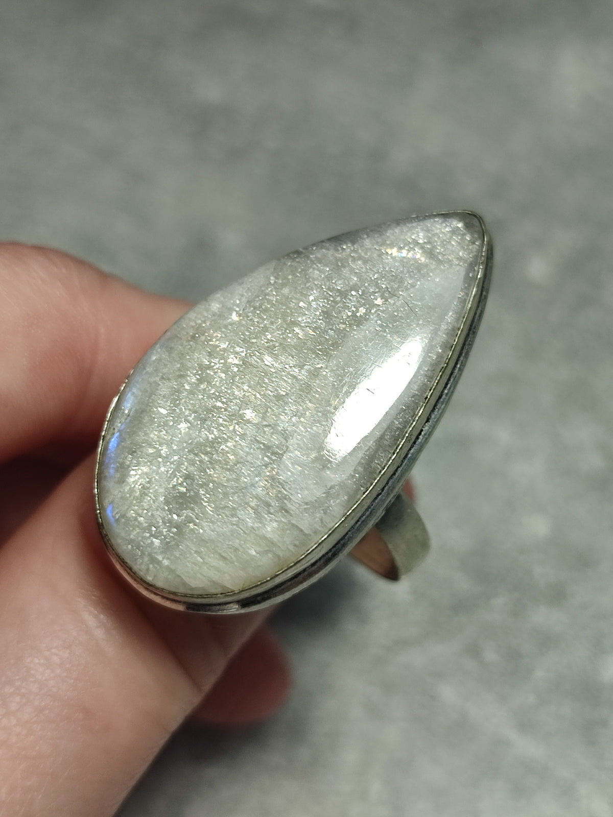 Anillo baño de plata con piedra luna flash n°2