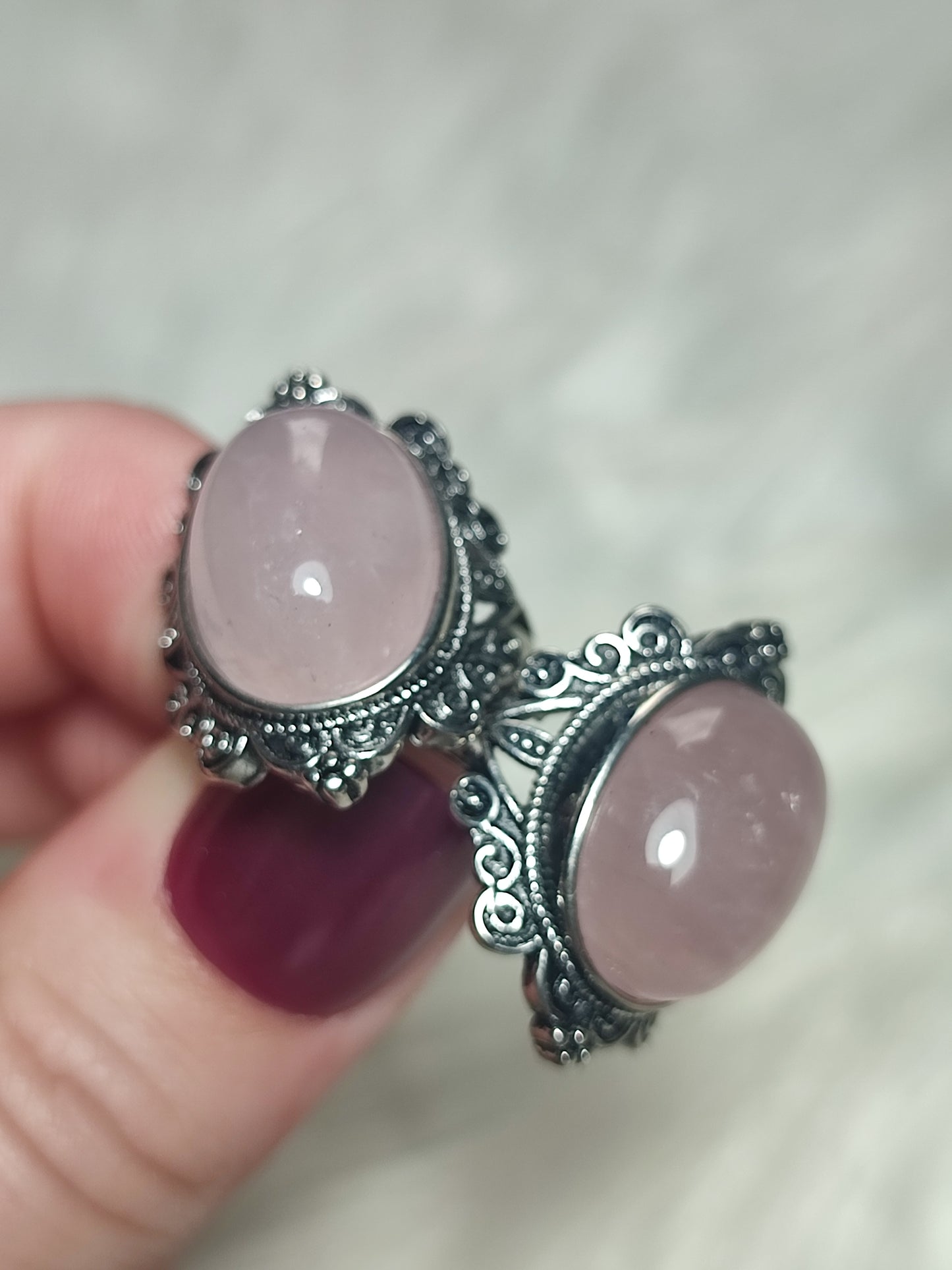 Anillo bisutería con cuarzo rosa - Ajustable  17 a 19 mm