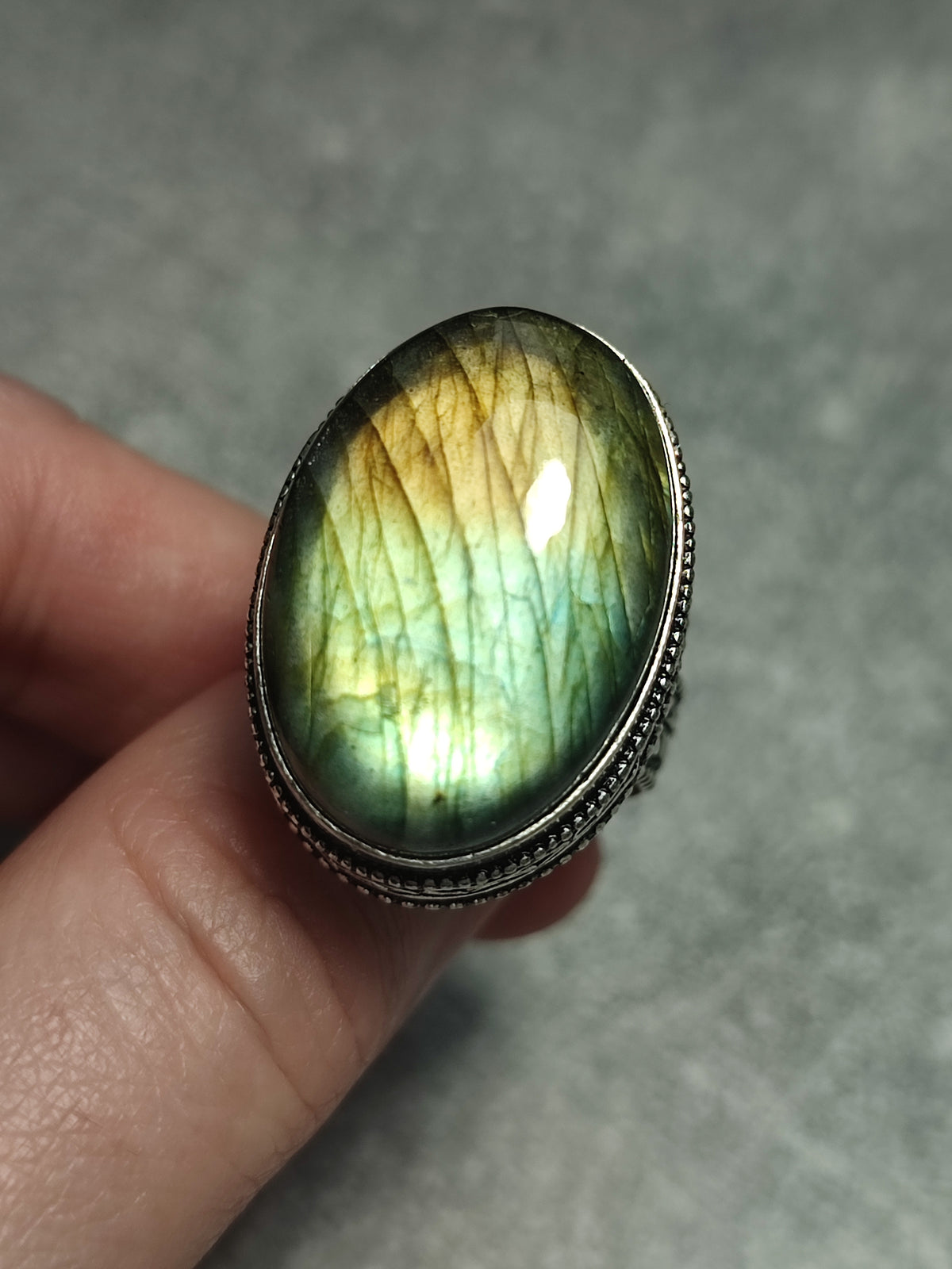 Anillo baño de plata con labradorita n°1