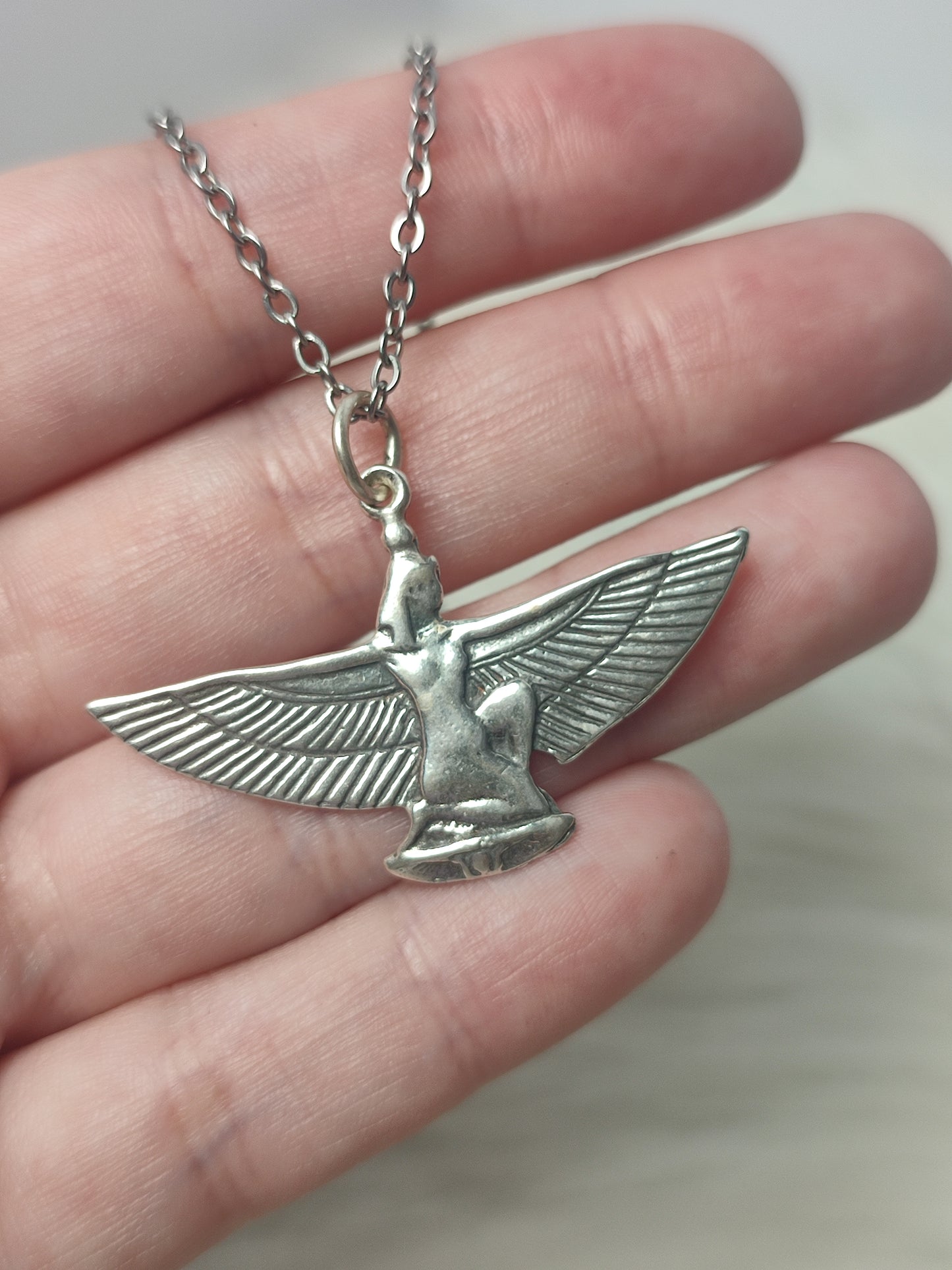 Colgante plata 925 - Diosa Isis Egipto