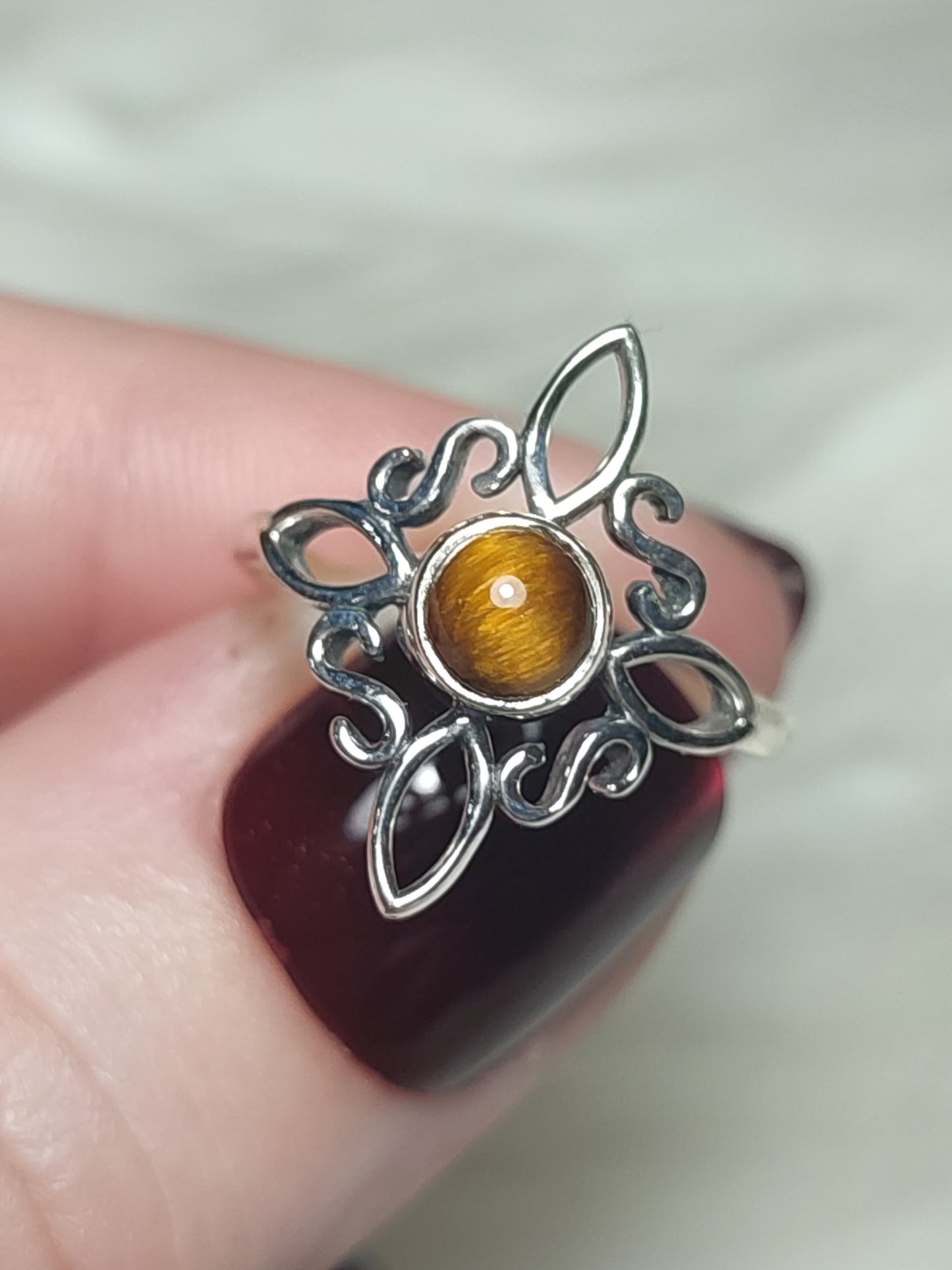 Anillo plata 925 Modelo Nudo de Bruja Ajustable