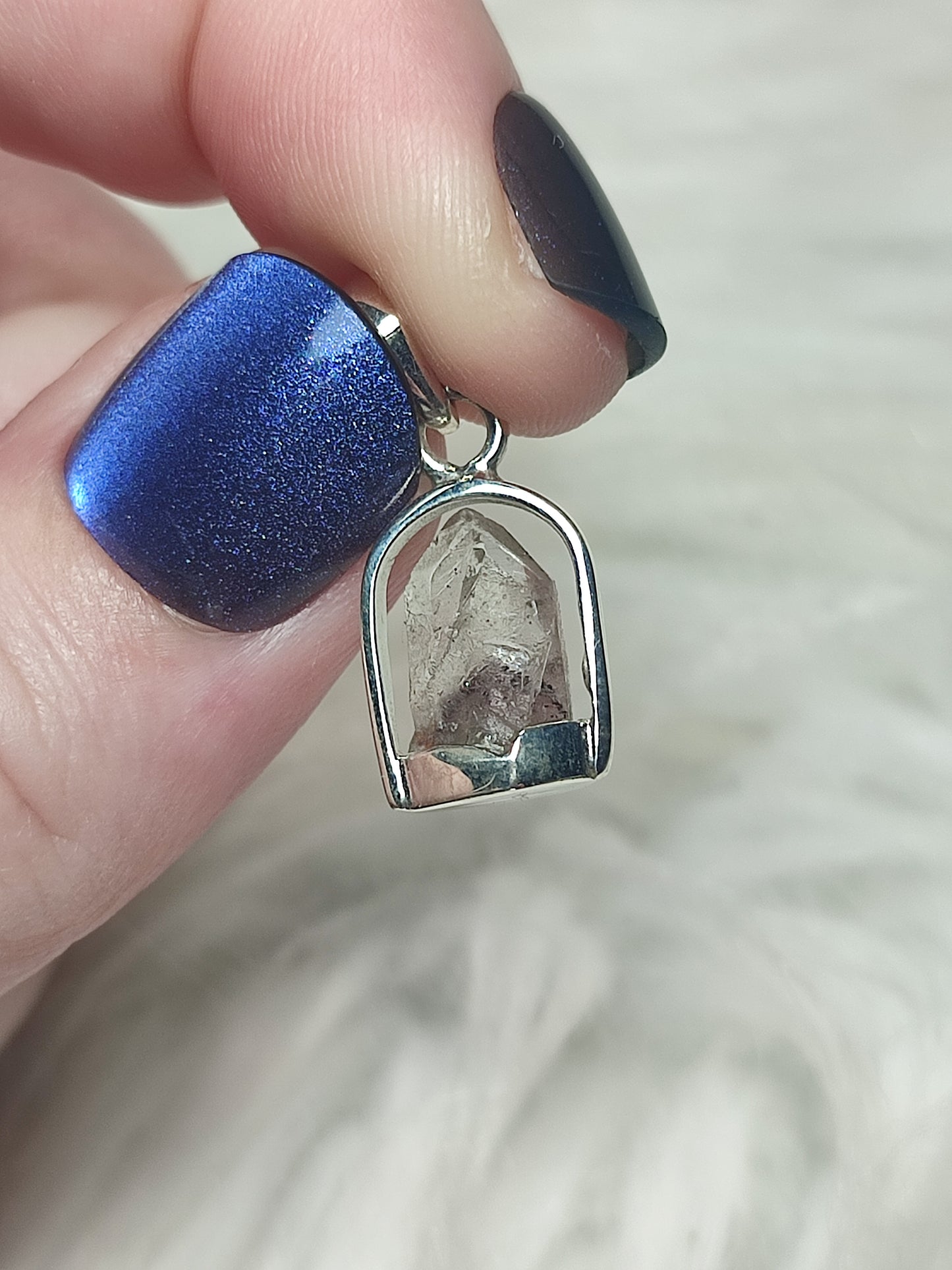 Colgante plata de ley 925 con cuarzo fantasma rojo - n°105