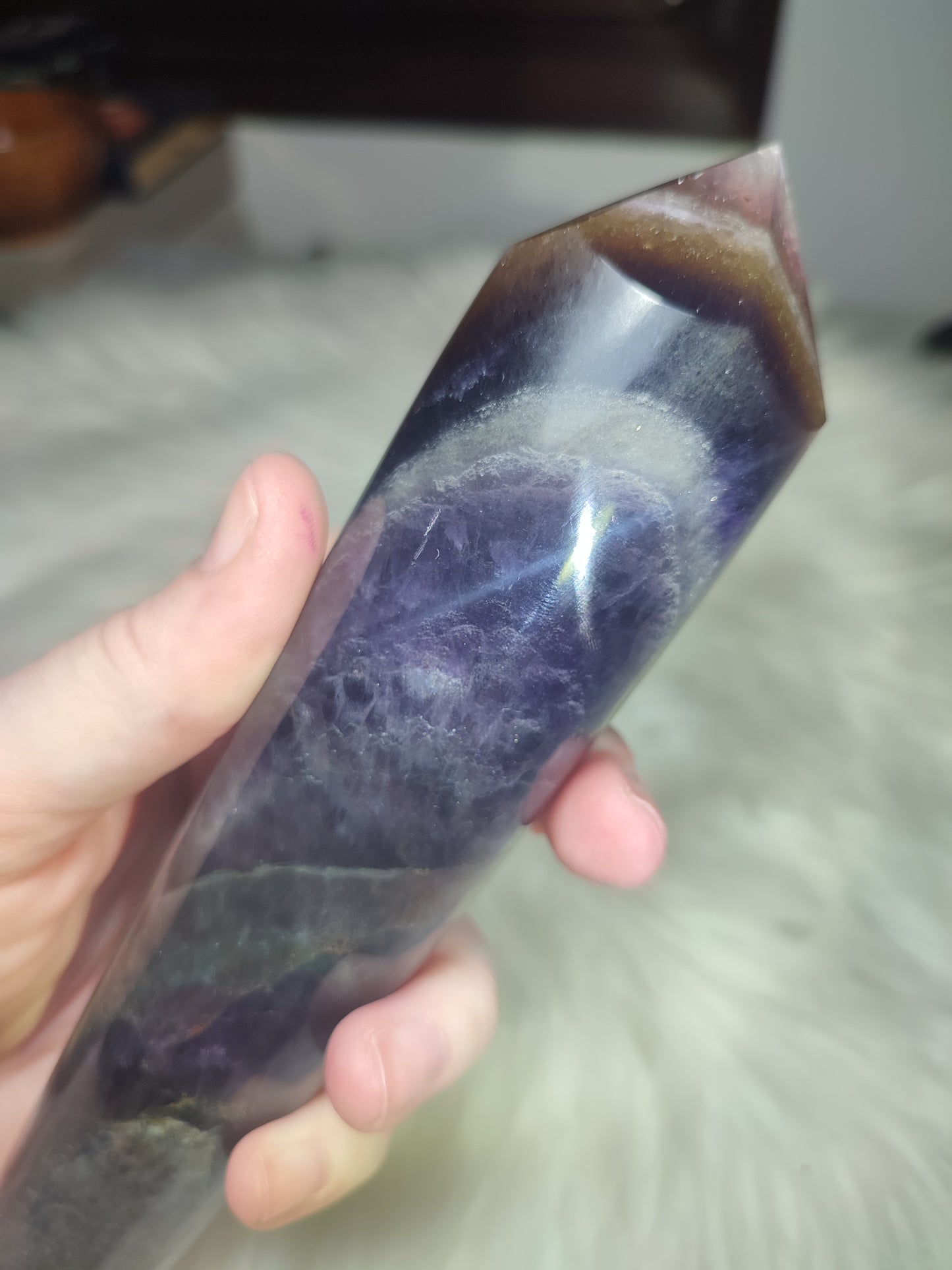 Gran cetro fluorita multicolor con mica 579 gramos