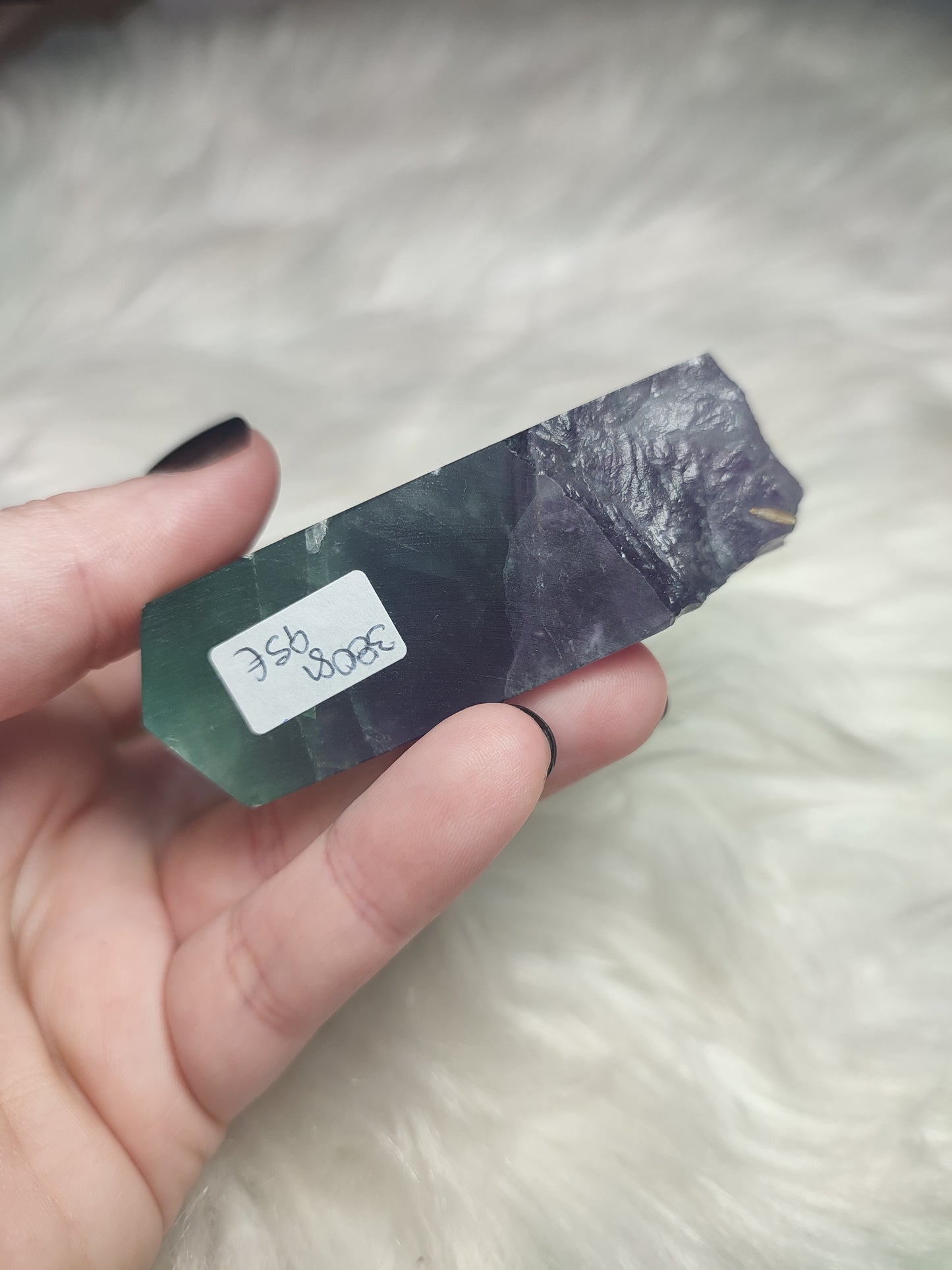 Punta fluorita semi pulida alta calidad 380 gramos