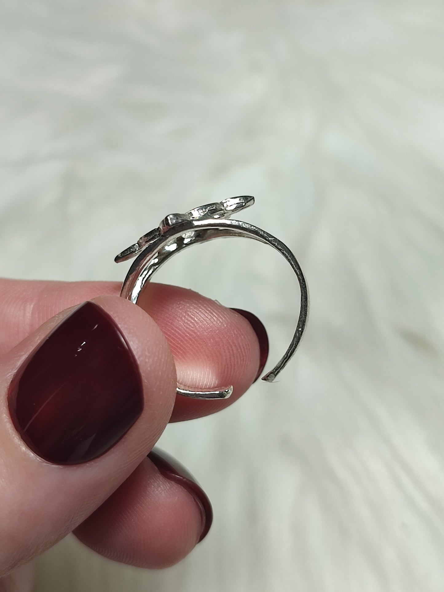 Anillo plata de ley 925 ajustable nudo bruja