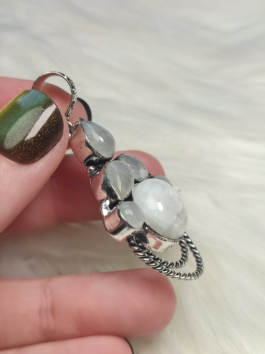 Colgante baño de plata con piedra luna