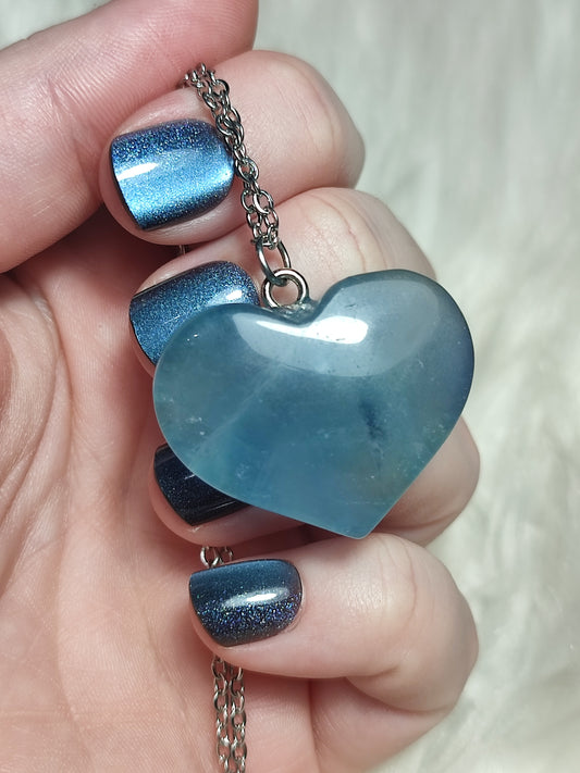 Collar fluorita azul - corazón 32
