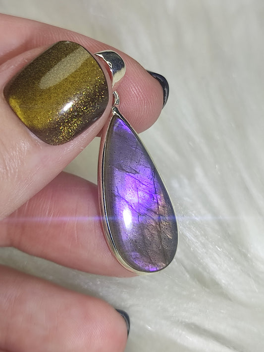 Colgante plata 925 con labradorita purpura n° 357