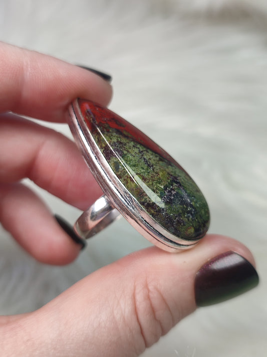 Anillo baño de plata con jaspe sangre de dragón N°15