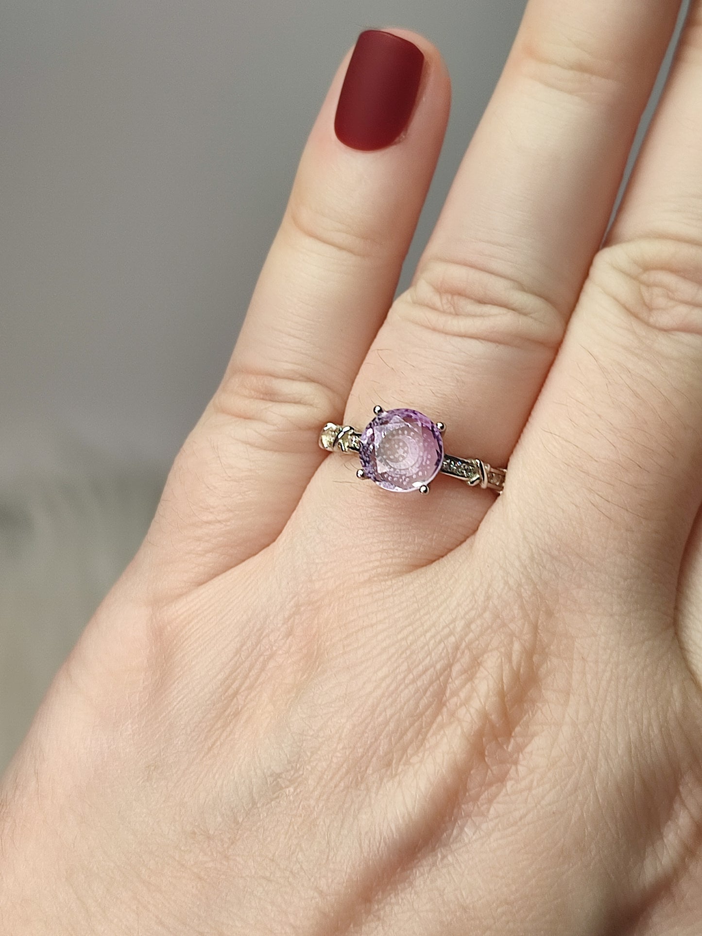 Anillo plata de ley 925 con amatista facetada y tallada n° 51