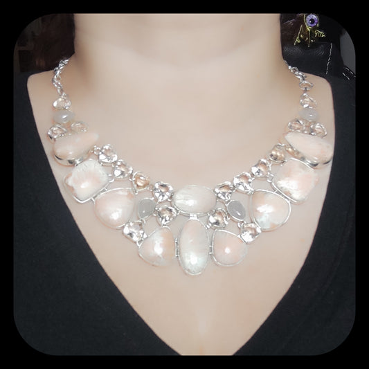 Espectacular gargantilla baño de plata con escolecita con estilbita  - Babero