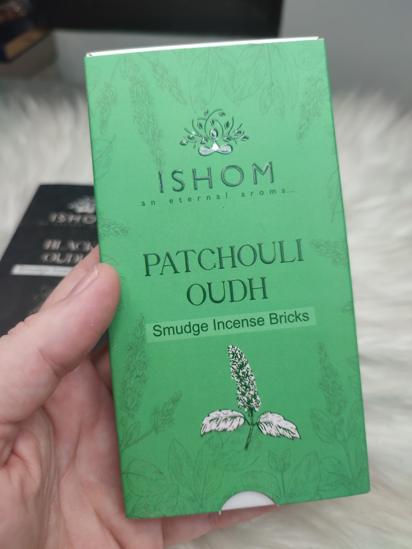 Incienso ladrillo ISHOM OUDH