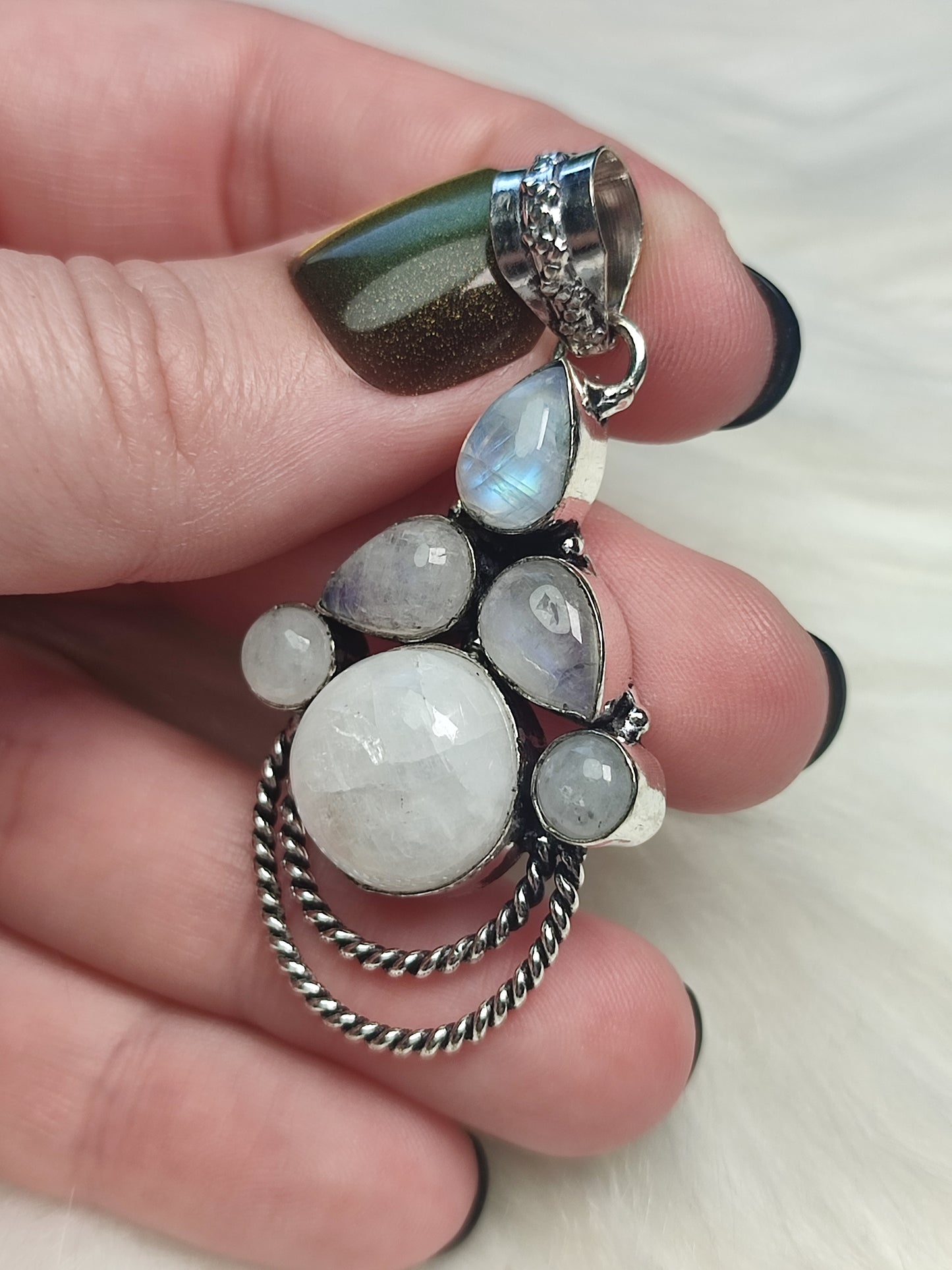 Colgante baño de plata con piedra luna