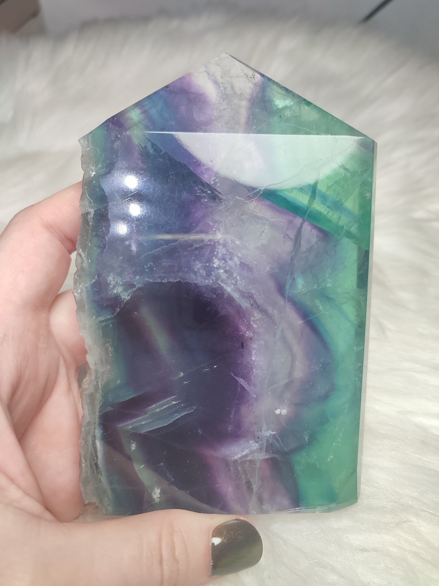 Punta fluorita semi pulida alta calidad 444 gramos