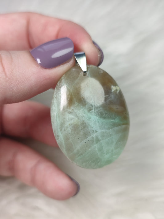 Colgante acero con piedra luna verde o garnierita n°A6