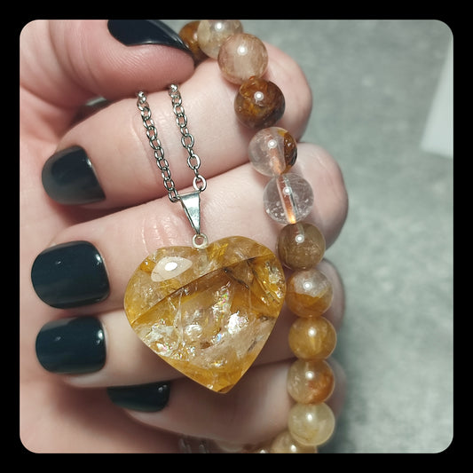 Conjunto colgante y pulsera cuarzo sanador