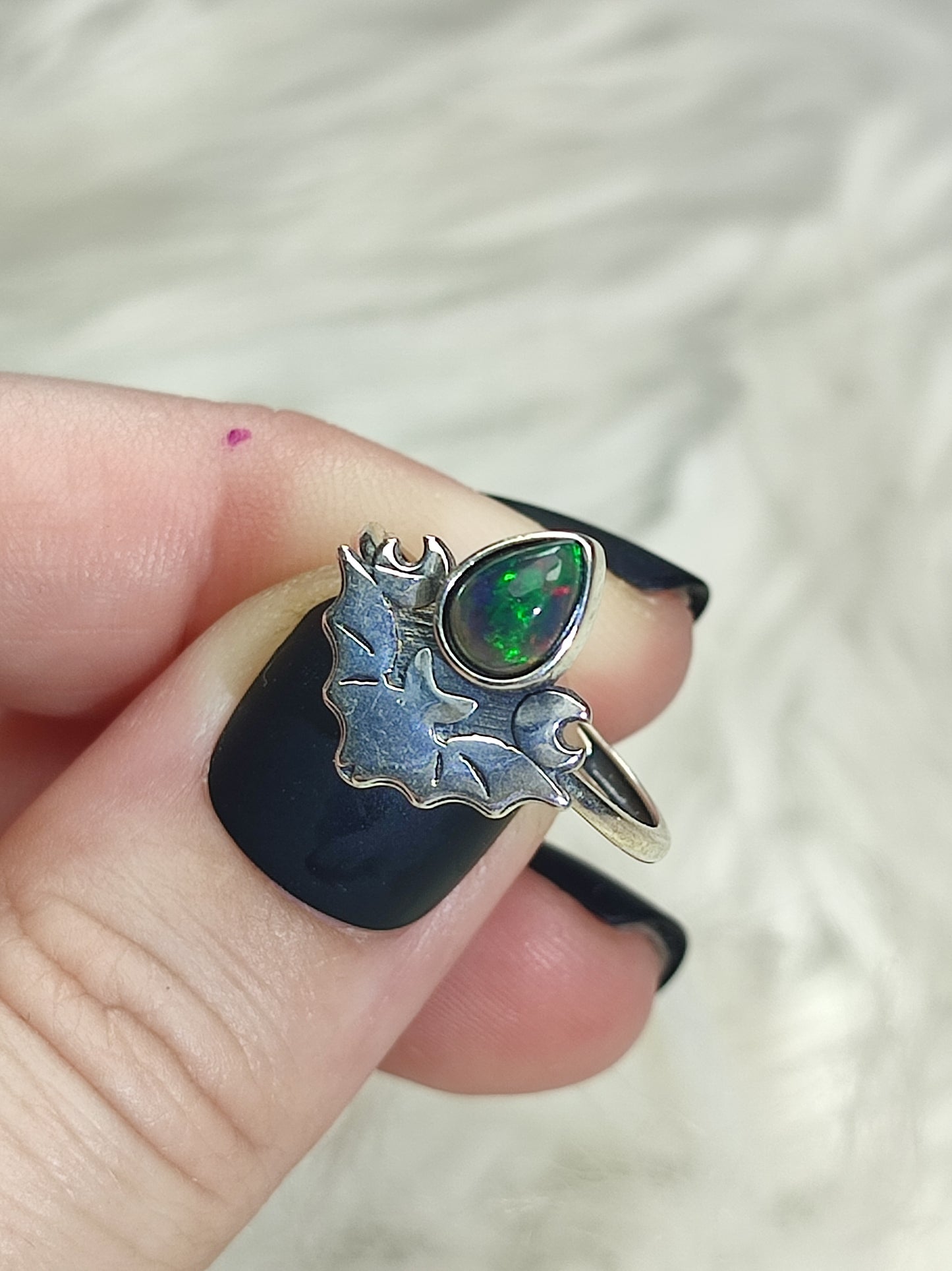 Anillo plata 925 con ópalo negro n° 50 - Modelo murciélago