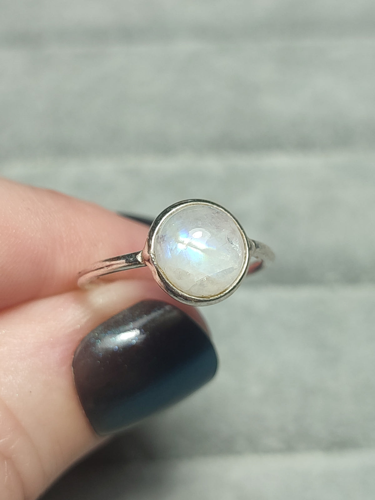 Anillo plata 925 piedra luna o ojo de Tigre - Modelo Destino