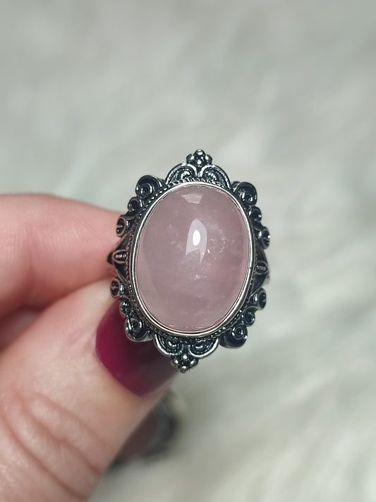 Anillo bisutería con cuarzo rosa - Ajustable  17 a 19 mm