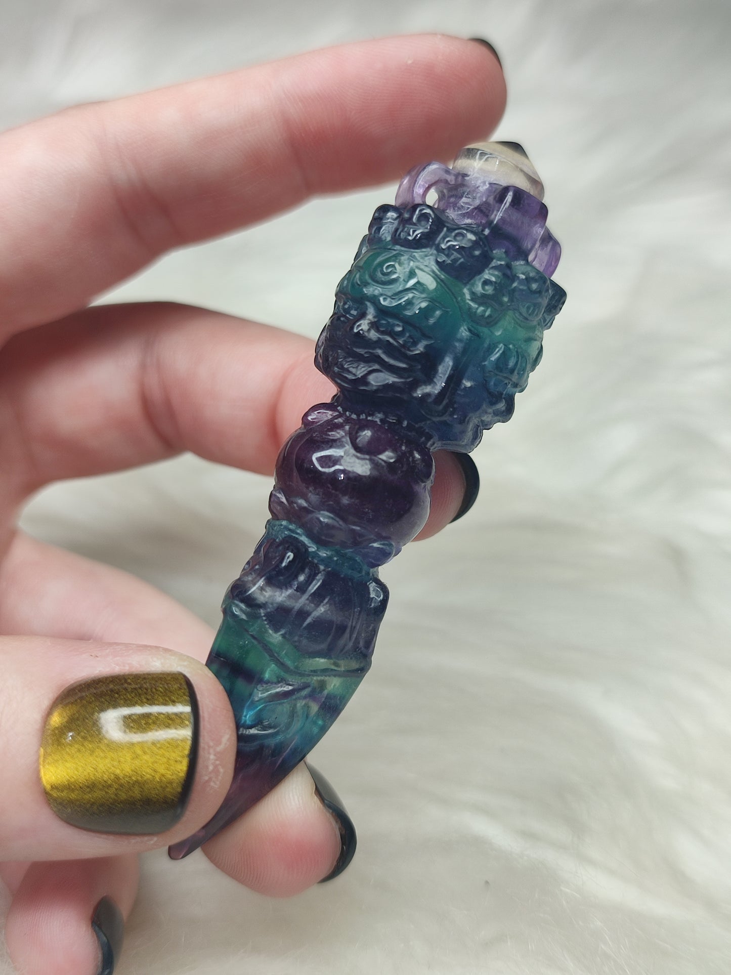 Phurba o daga tallada a mano en fluorita multicolor alta calidad