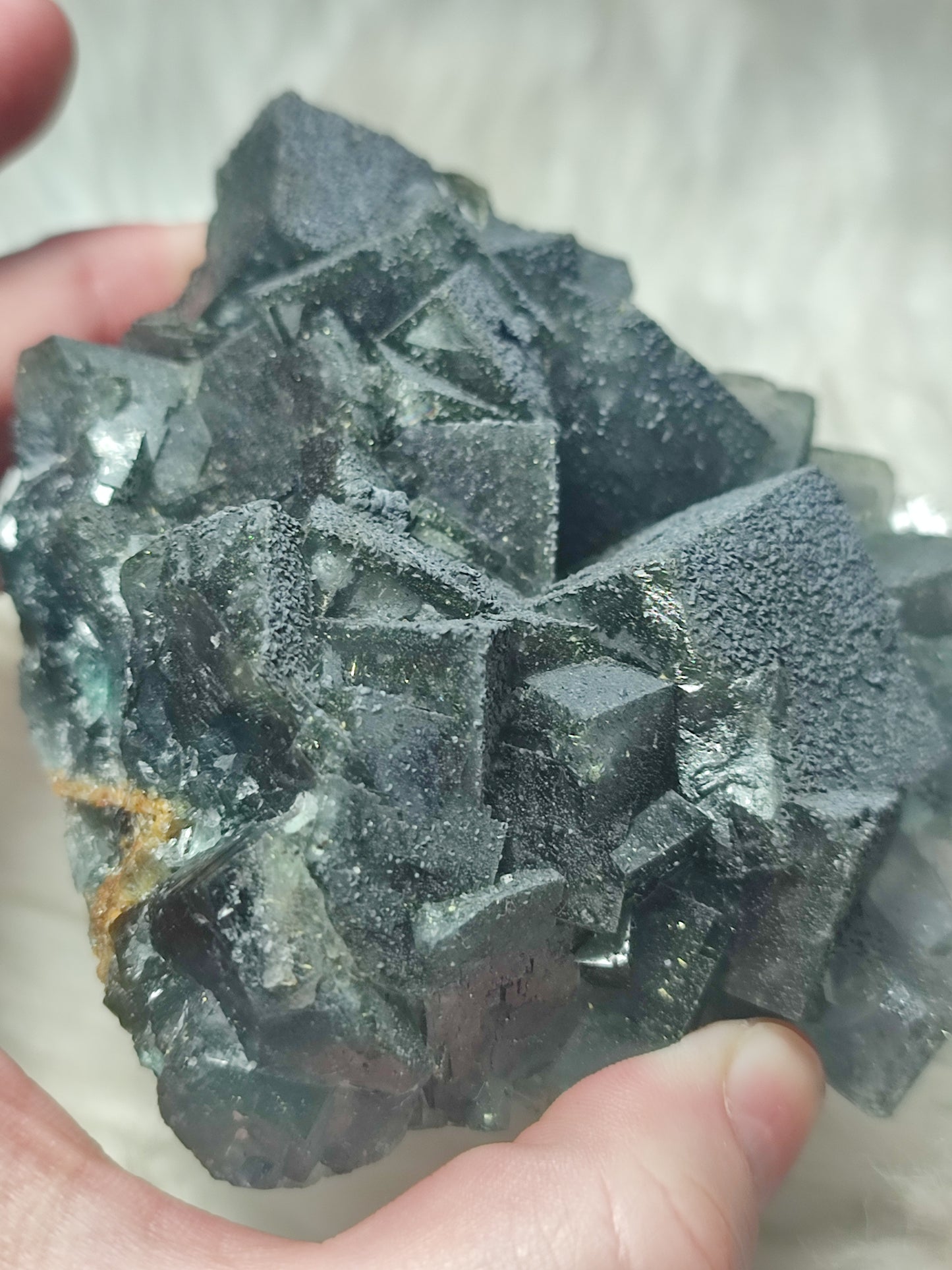 Flúorita cúbica con galena 490 gramos - ver video