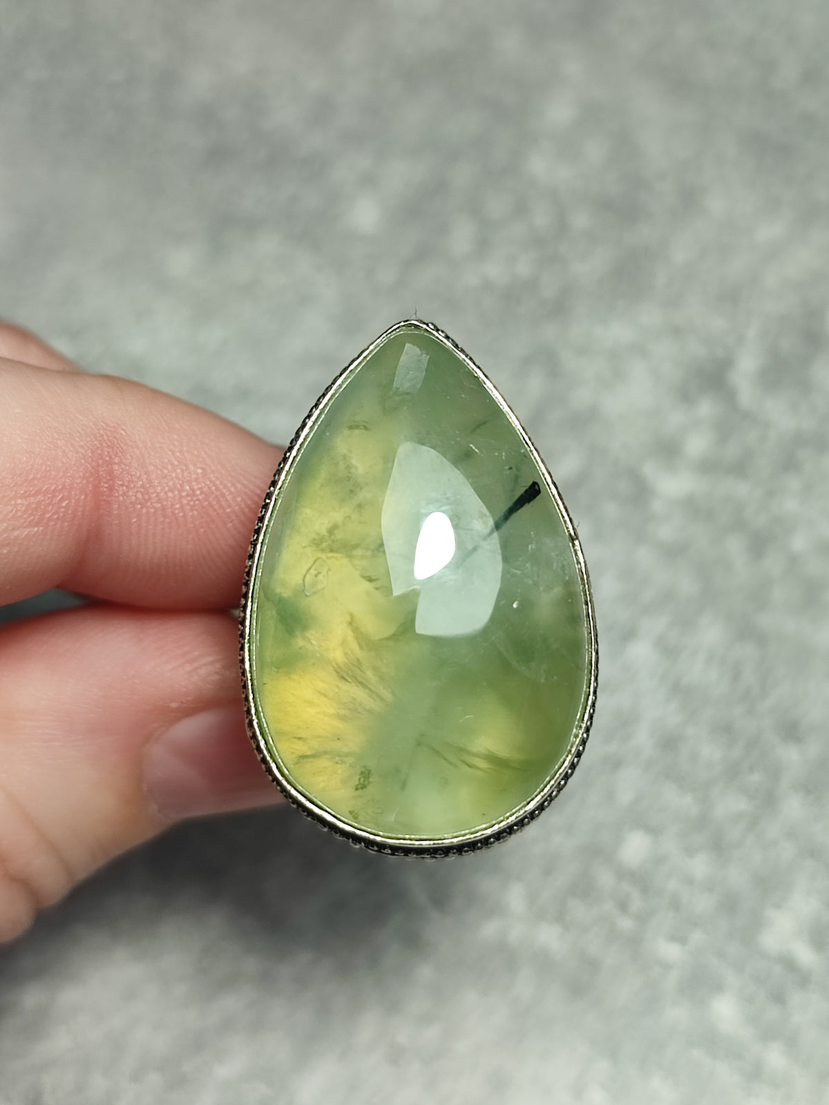 Anillo baño de plata con prehnita n°6