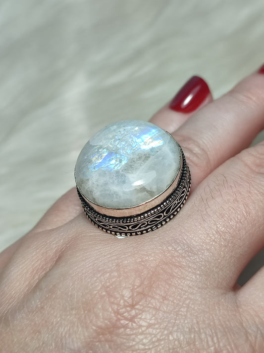 Anillo baño de plata con piedra luna ref.125
