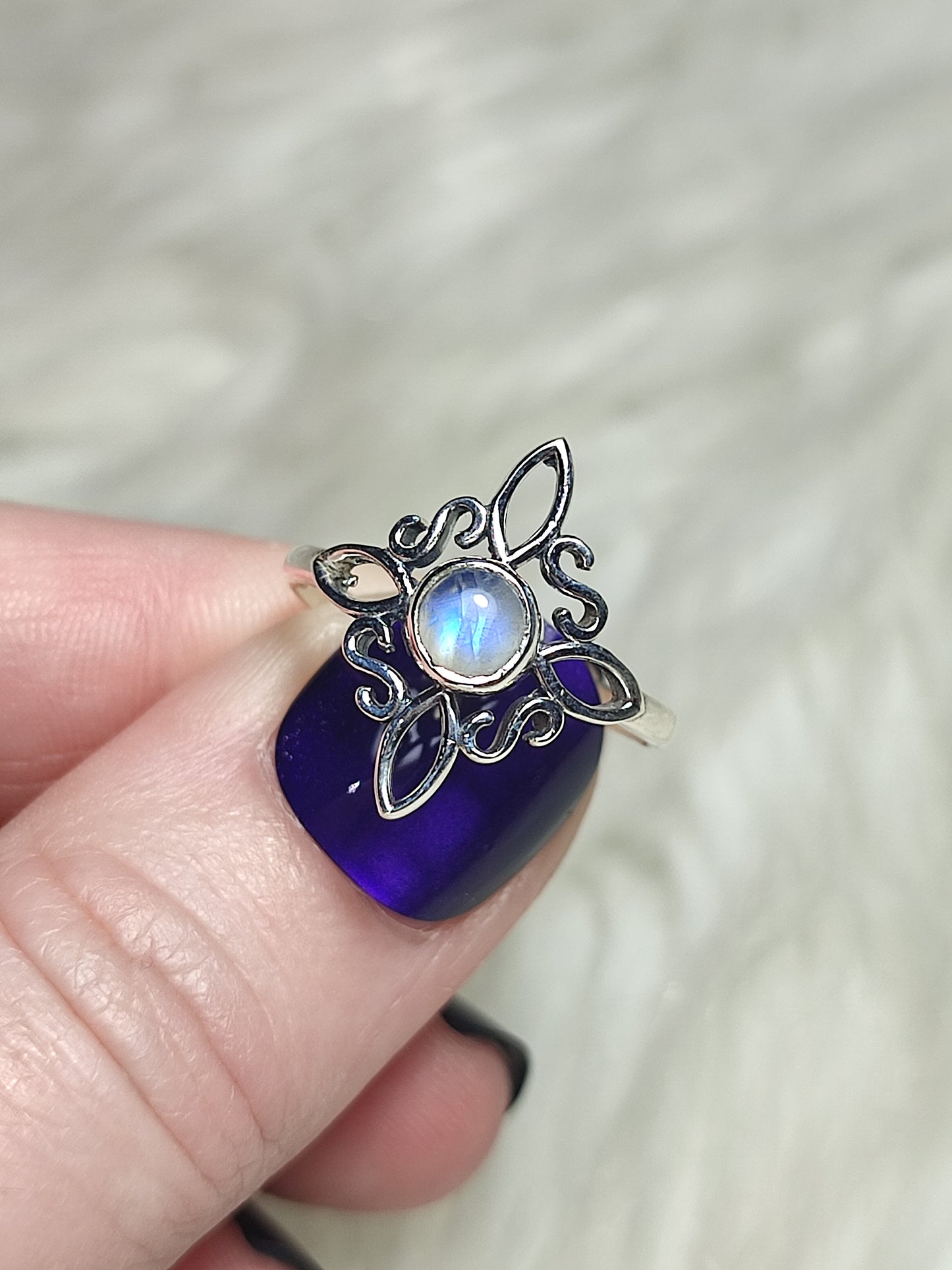 Anillo plata 925 Modelo Nudo de Bruja Ajustable