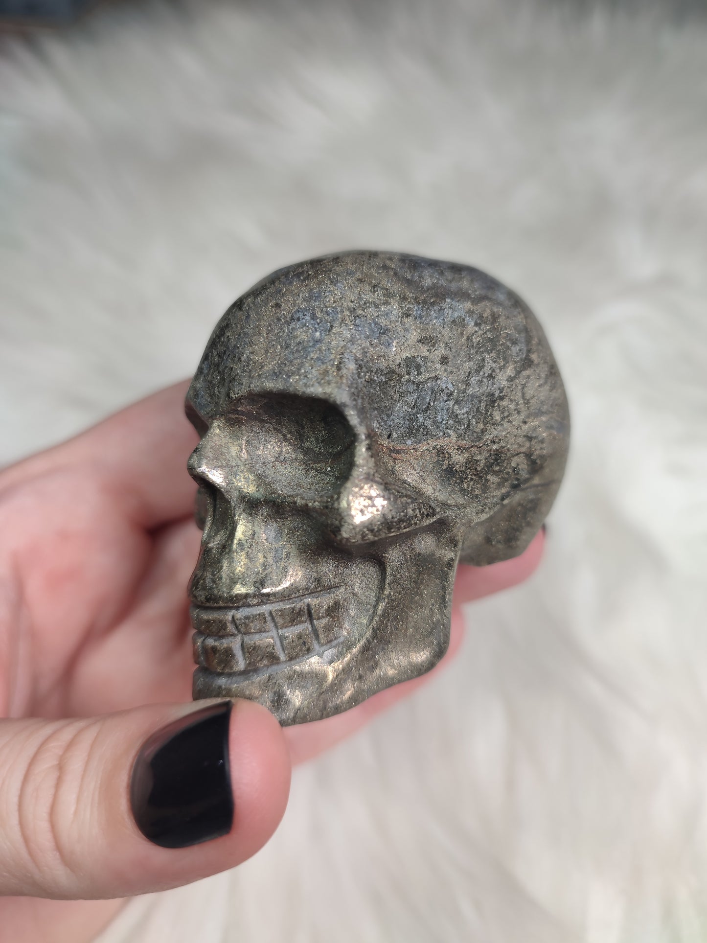 Calavera tallada en Pirita n°1 - 250 gramos aprox