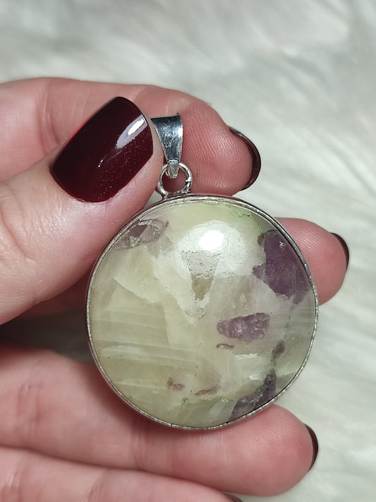 Colgante baño plata con kammererita n°125