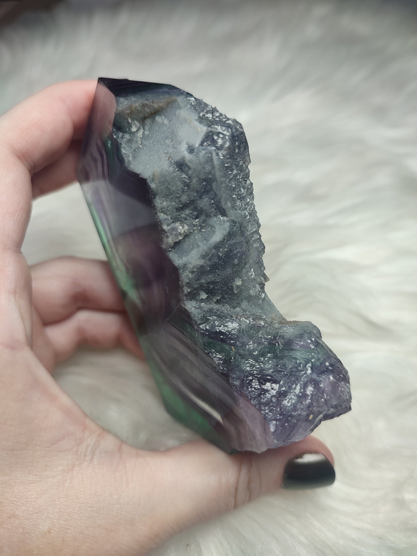 Punta fluorita semi pulida alta calidad 380 gramos