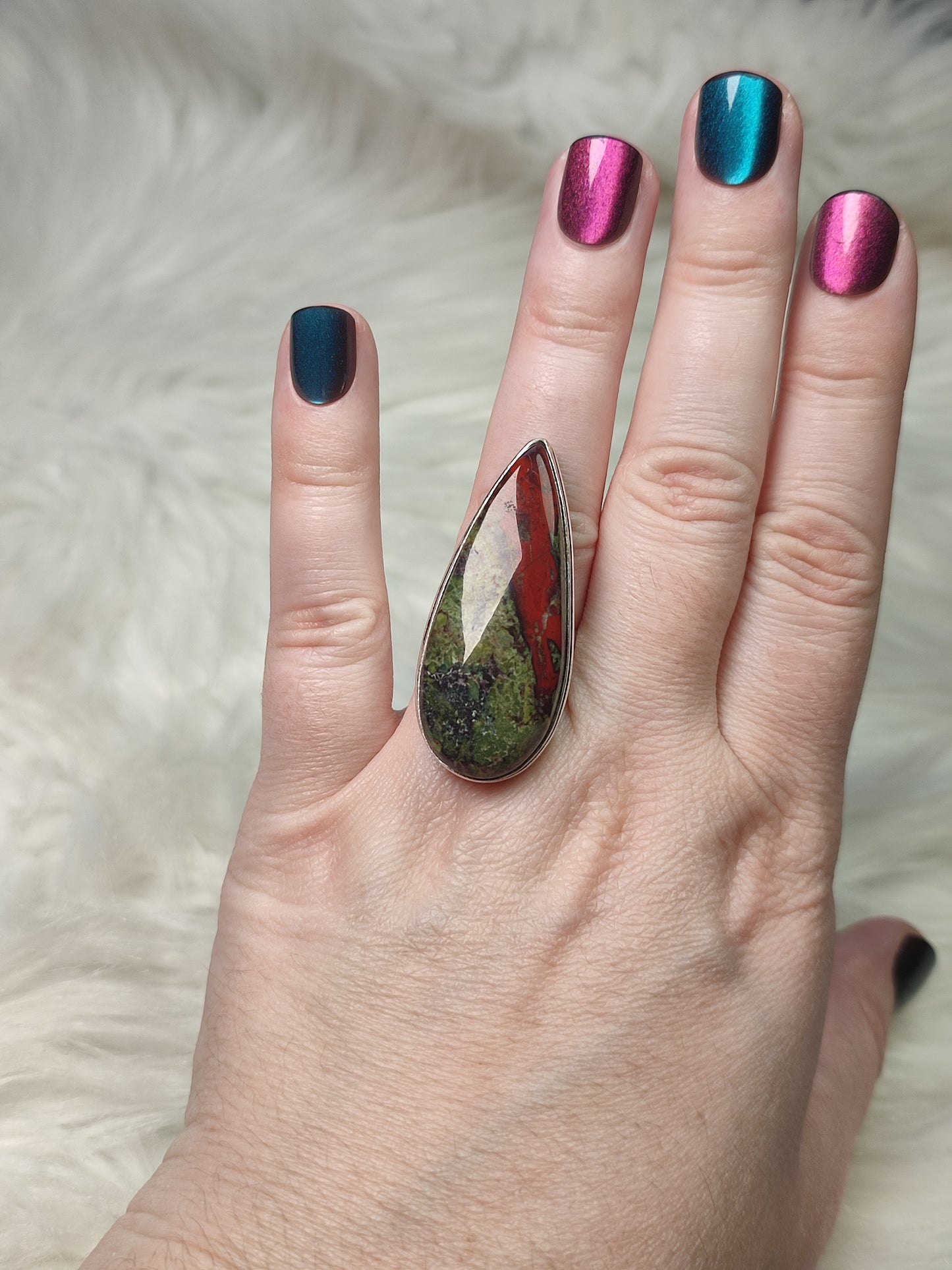 Anillo baño de plata con jaspe sangre de dragón N°15