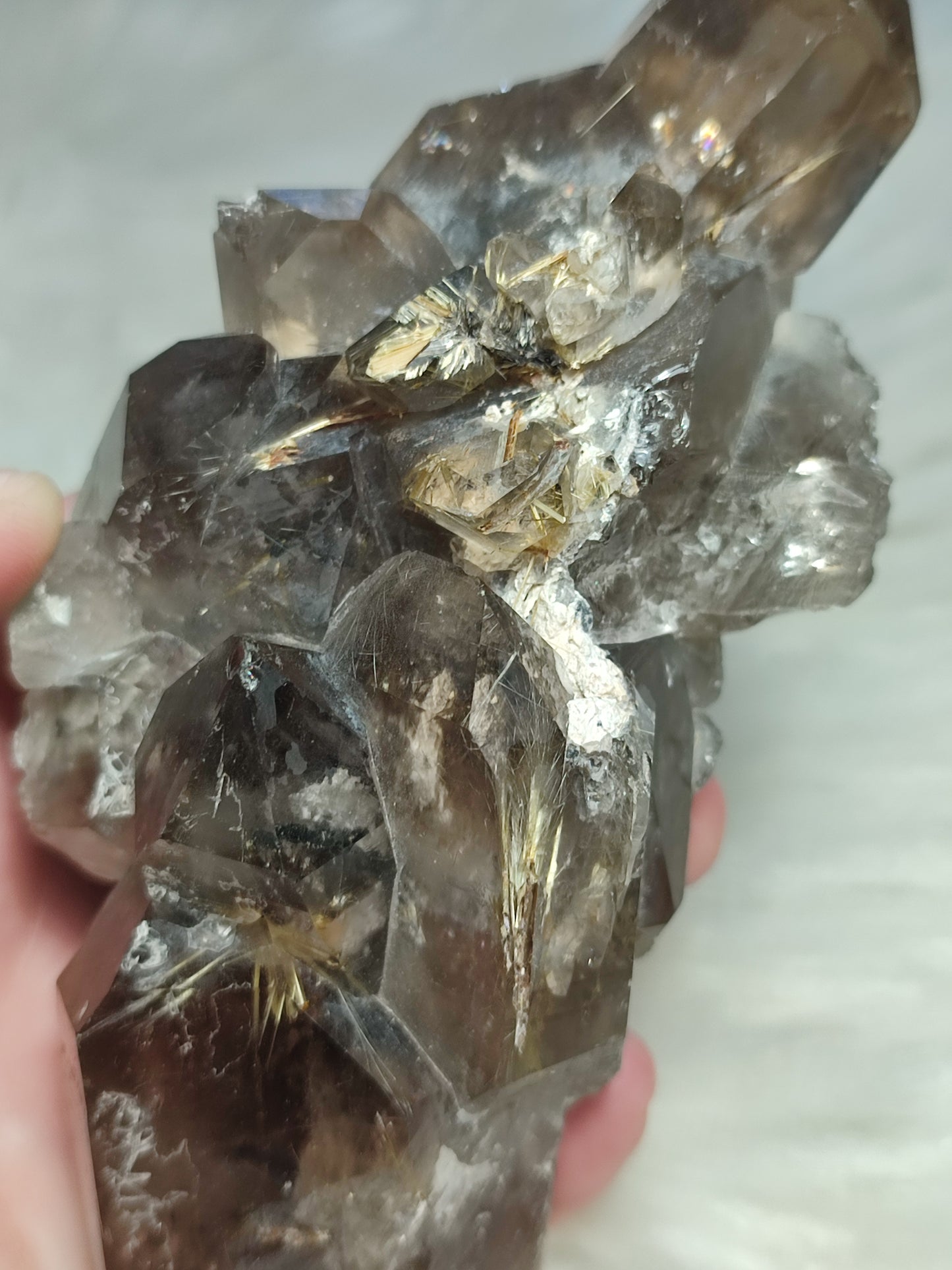 Espécimen punta cuarzo rutilo cluster 435 gr - video