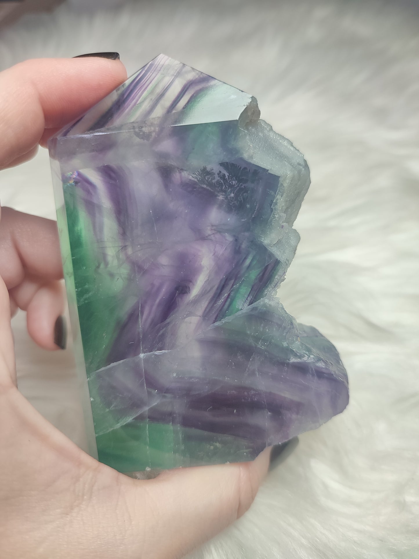 Punta fluorita semi pulida alta calidad 380 gramos
