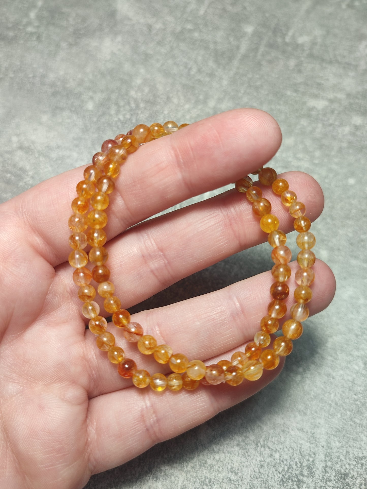 Pulsera elástica bolas 4 mm - cuarzo sanador