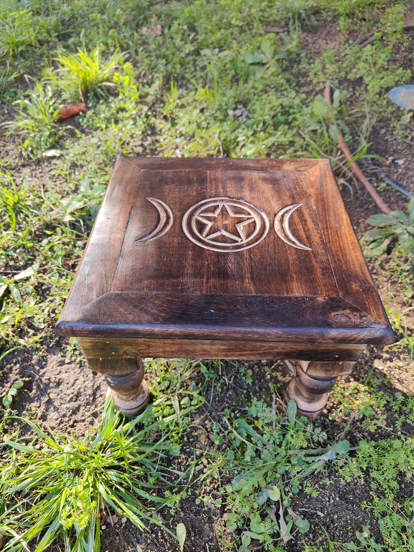 Mesa Altar Triple Diosa madera