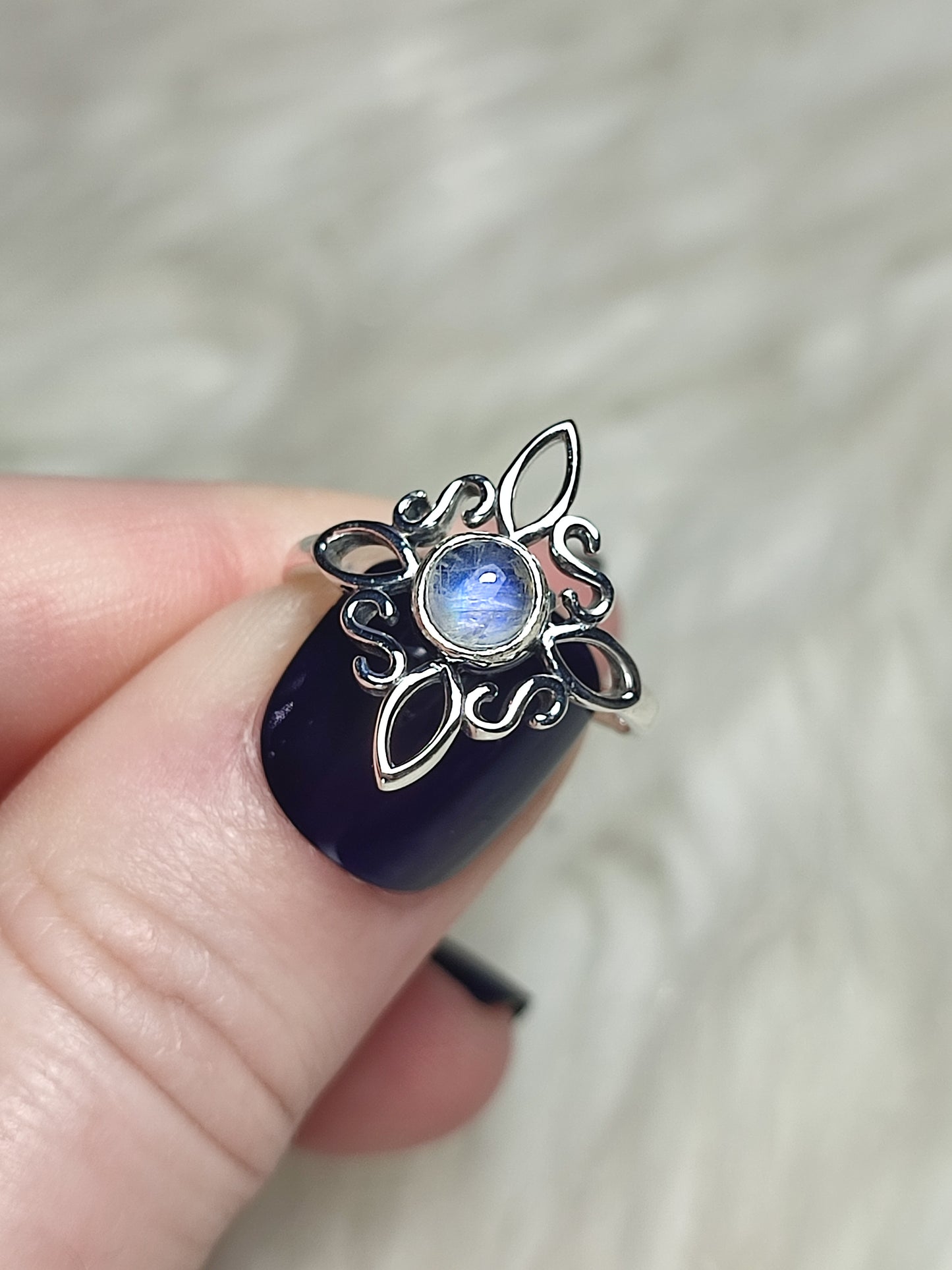 Anillo plata 925 Modelo Nudo de Bruja Ajustable