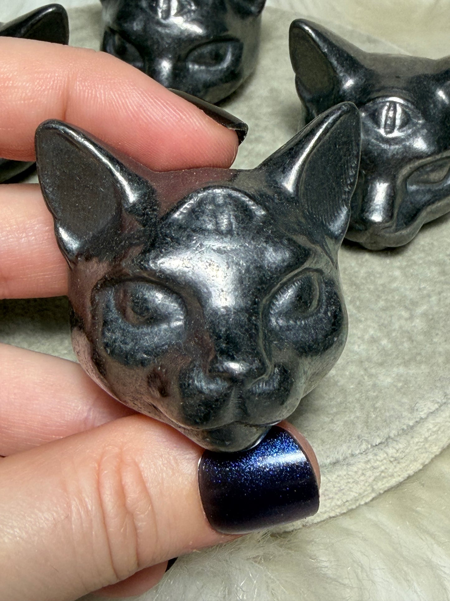 Cabeza Gato sphynx shungit