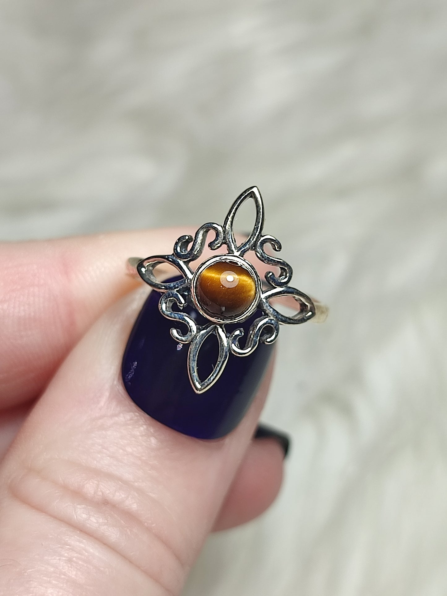 Anillo plata 925 Modelo Nudo de Bruja Ajustable