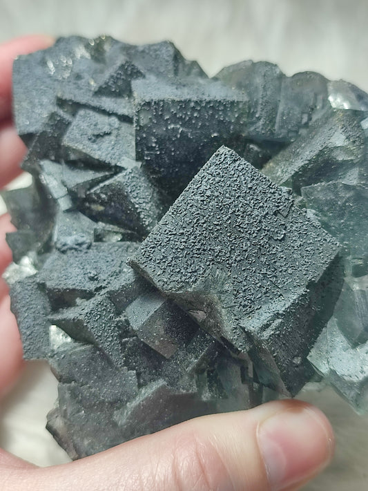 Flúorita cúbica con galena 490 gramos - ver video