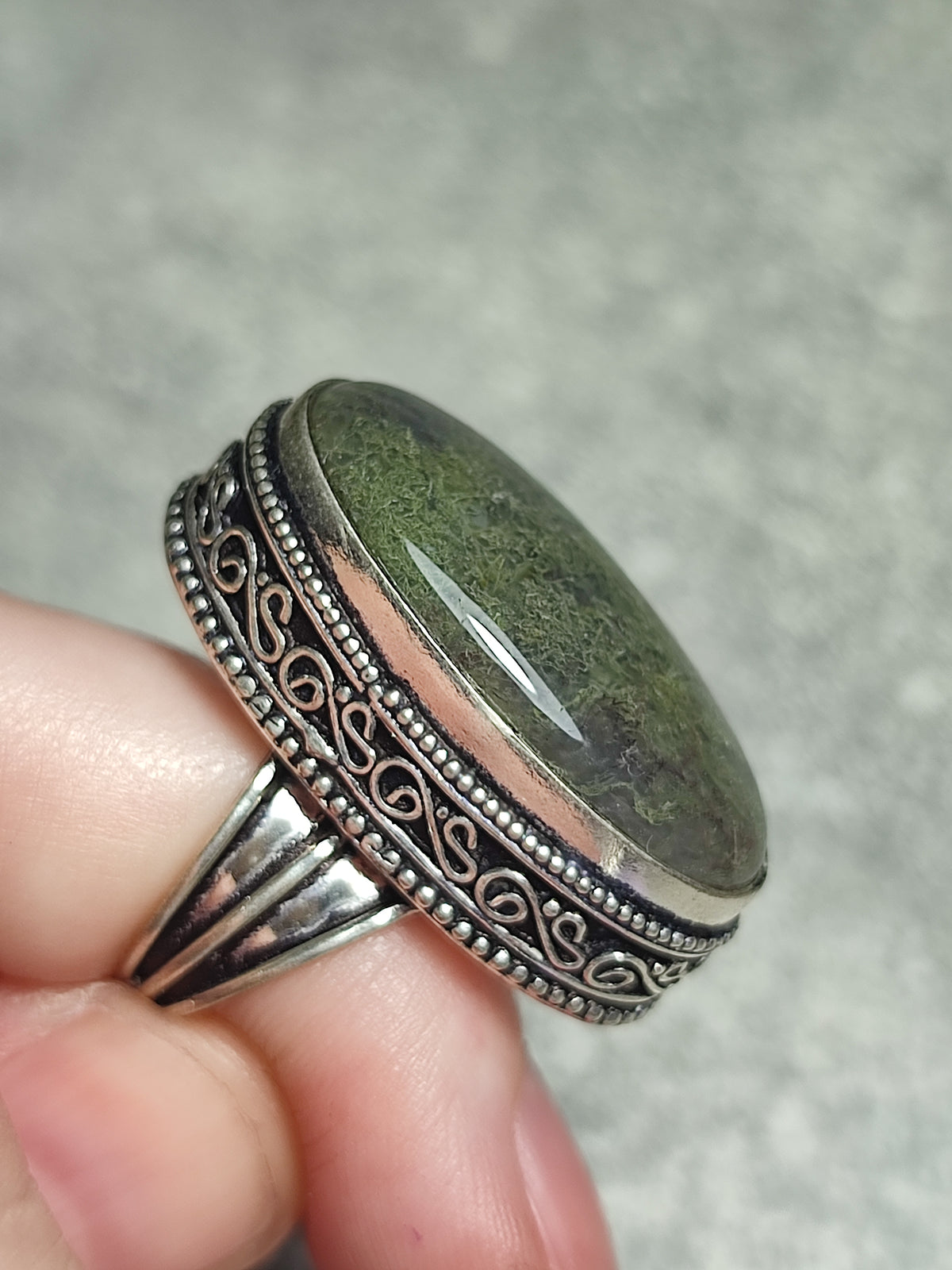 Anillo baño de plata con Agata musgo n°3