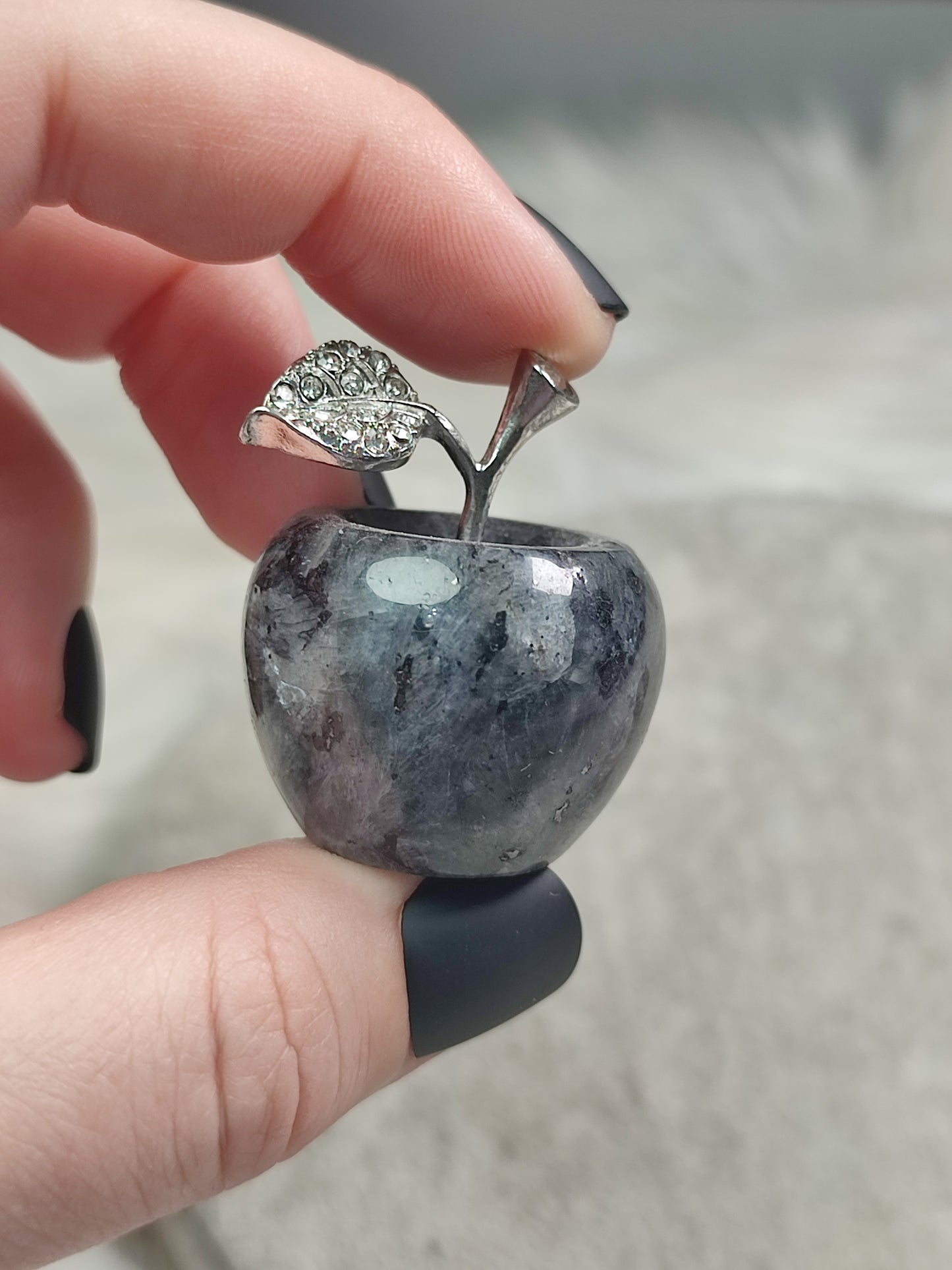 Manzanas en diferentes minerales