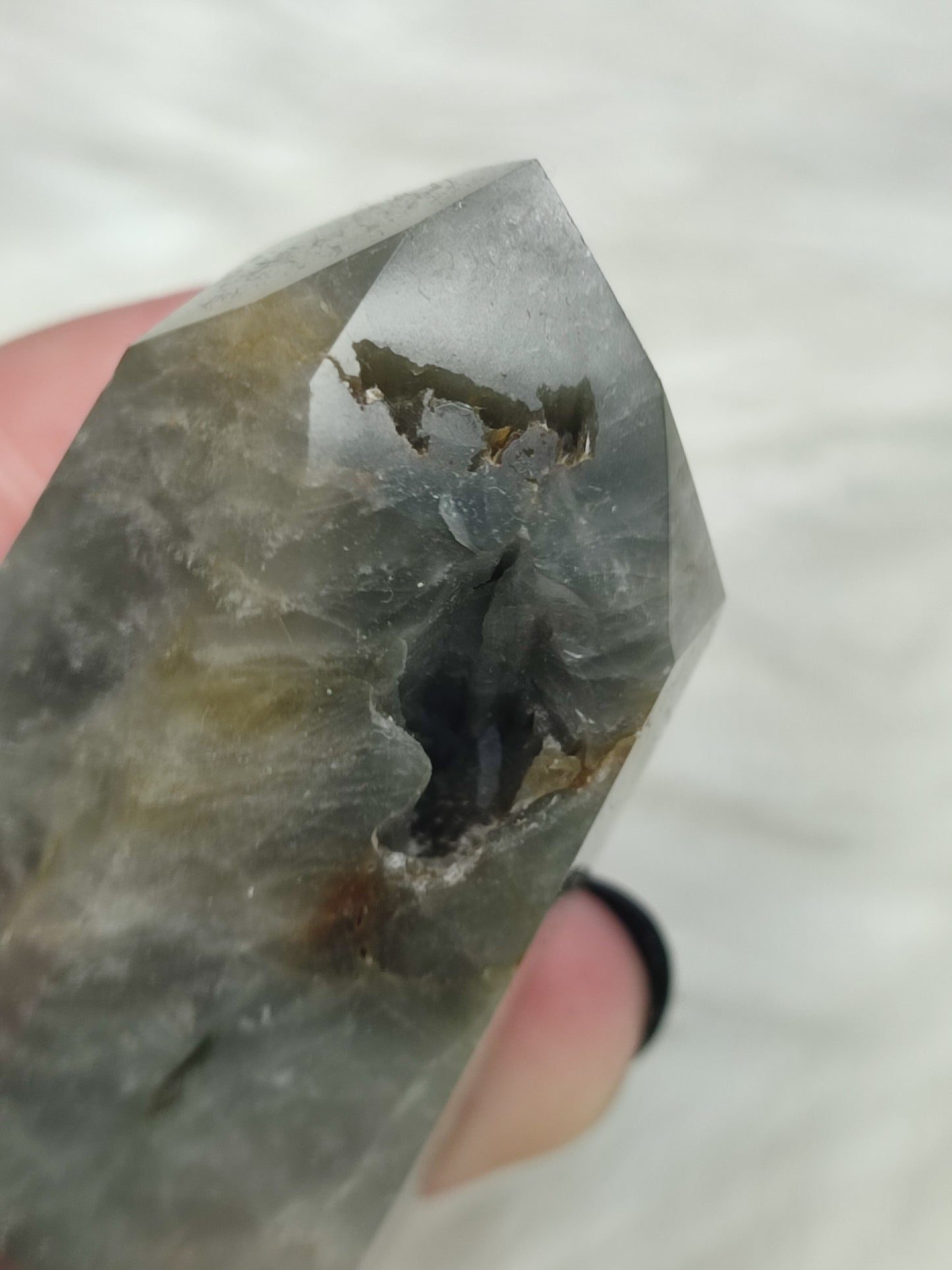 Punta cuarzo anfíbol gris n°134