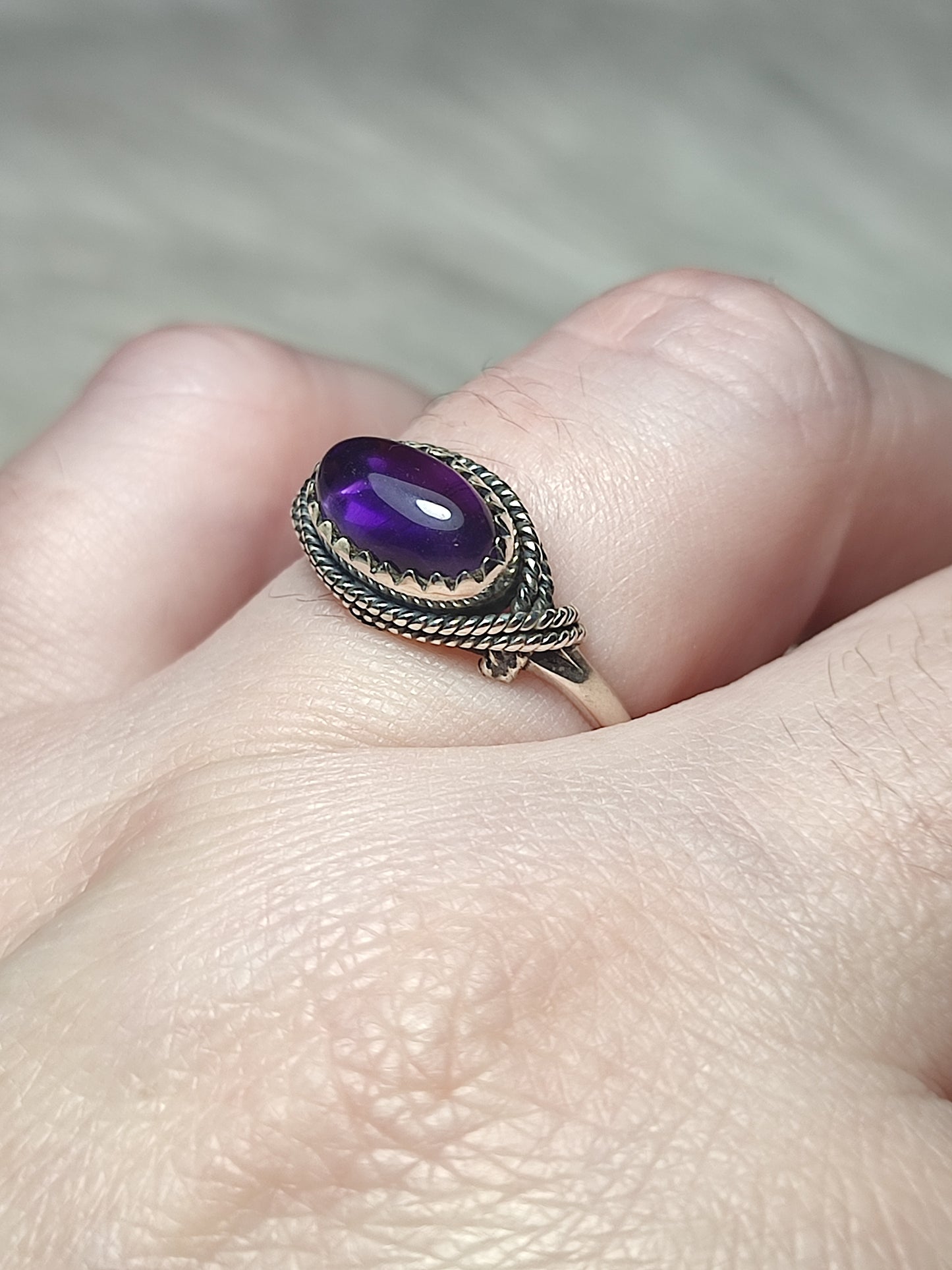 Anillo plata de ley 925 con amatista de 18 mm diámetro - n°59