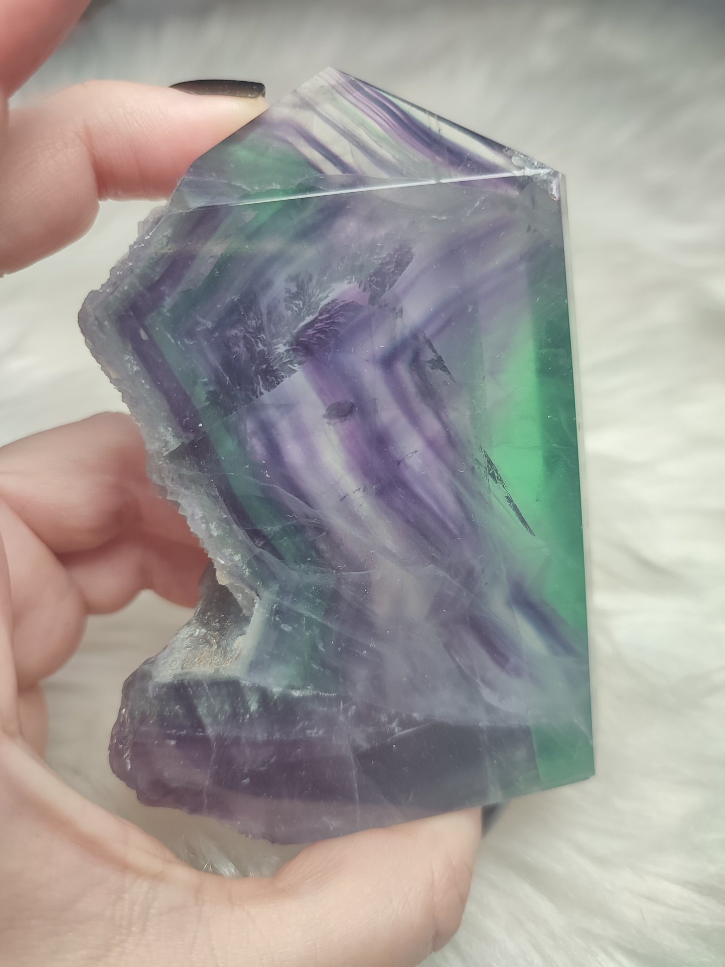 Punta fluorita semi pulida alta calidad 380 gramos