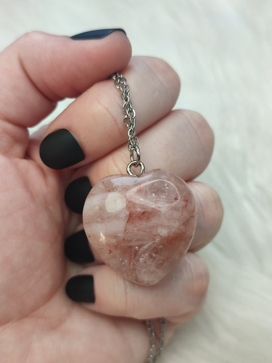 Collar en acero con corazón cuarzo hematoide - N°235