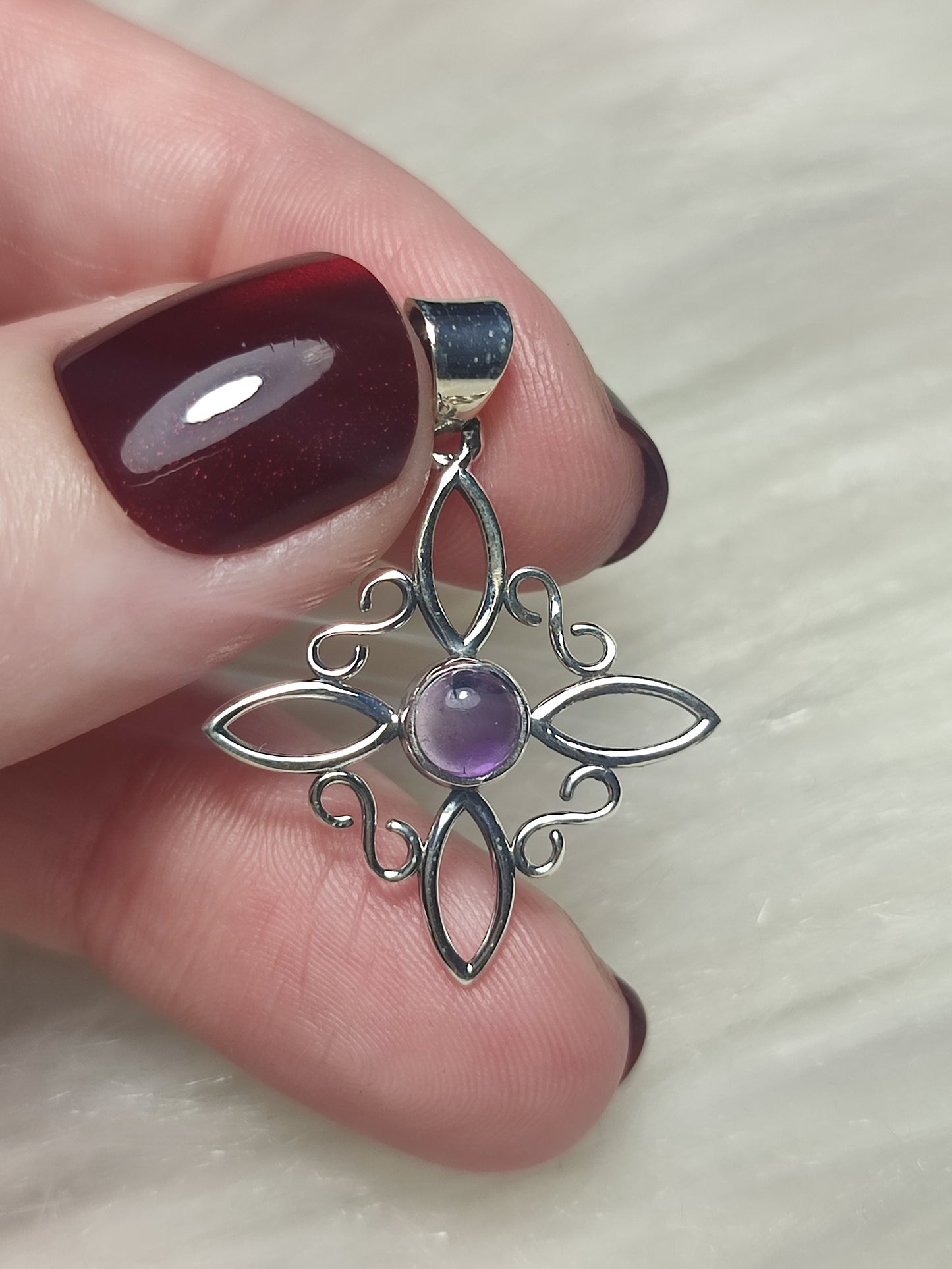 Colgante plata 925 Modelo Nudo de Bruja