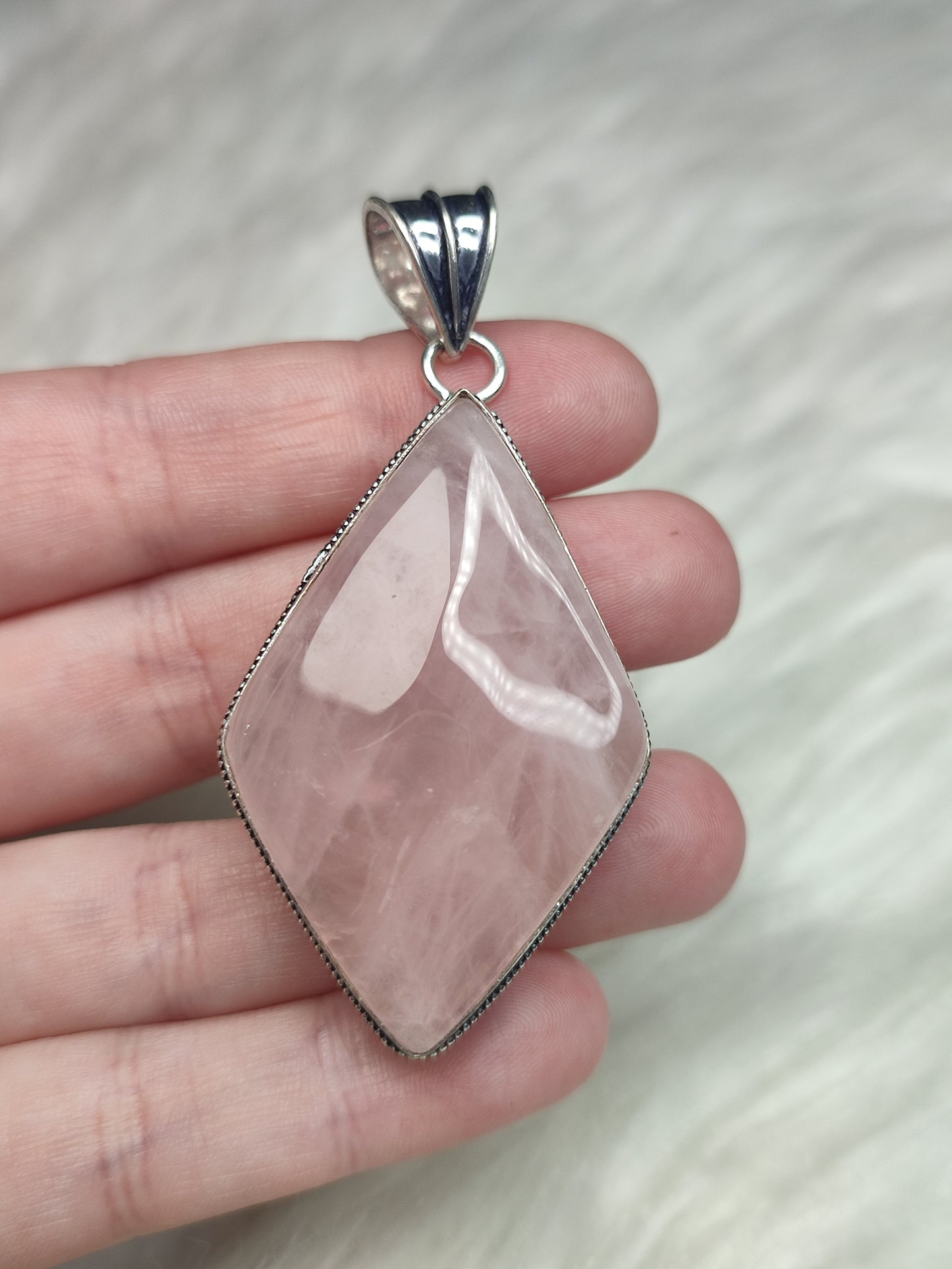 Colgante baño de plata con cuarzo rosa intenso - N° 68