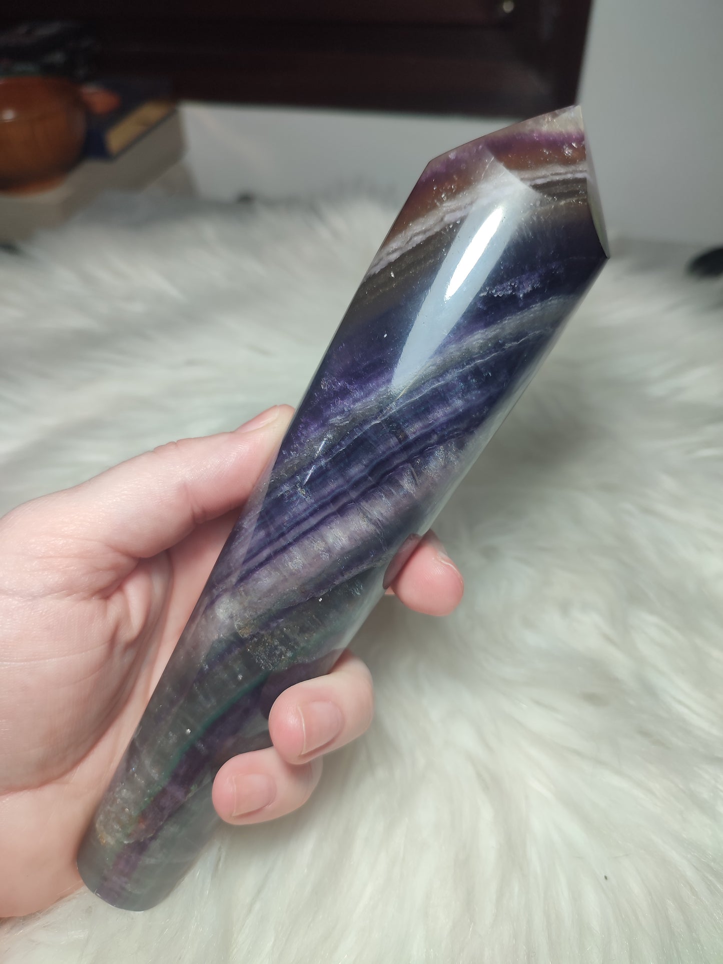 Gran cetro fluorita multicolor con mica 579 gramos